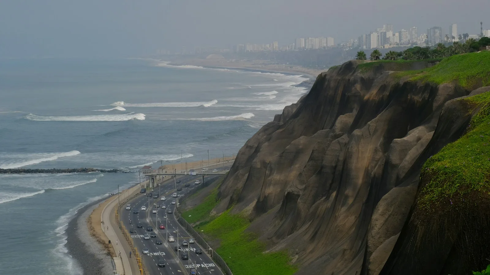 Option 2 : Miraflores, plus de charme mais plus de marge